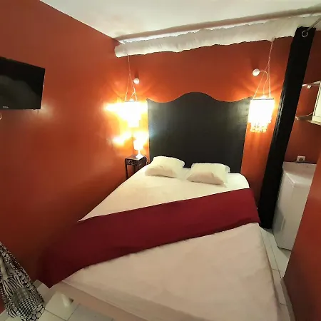 Village Naturiste Macadamia Апартаменти