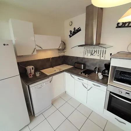 Village Naturiste Macadamia Апартаменти *