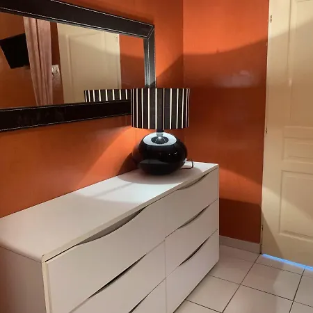 Апартаменти Village Naturiste Macadamia Агд