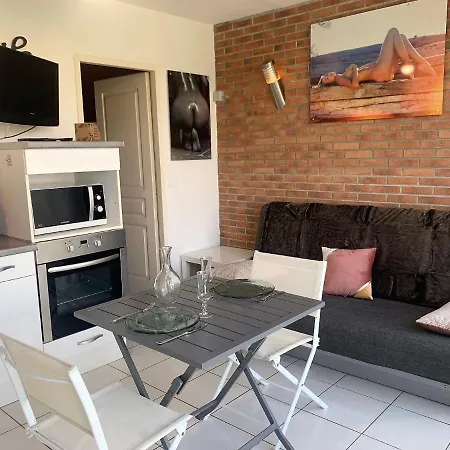 Апартаменти Village Naturiste Macadamia Агд