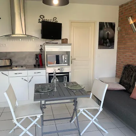 Апартаменти Village Naturiste Macadamia Агд